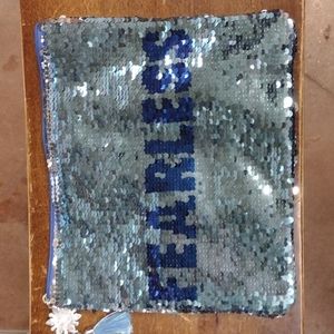 Disney Frozen 2 Elsa Fearless Sequin Zipper Bag